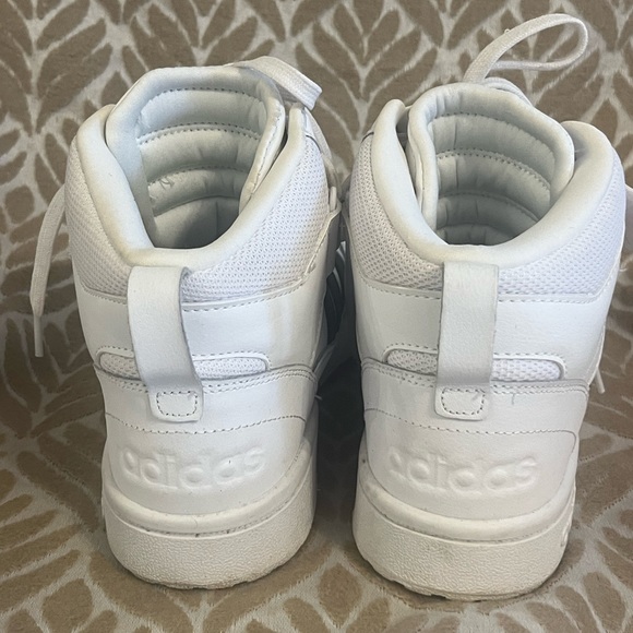 Adidas Lace-Up Originals - Picture 3 of 6